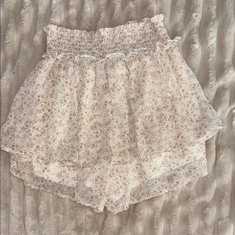 Floral Ruffle Shorts - Picture 4 of 4